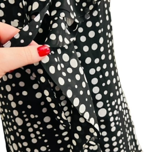 WHITE HOUSE BLACK MARKET Women Polyester Tank Top High Low Hem Polka Dot Lined S - Picture 3 of 11
